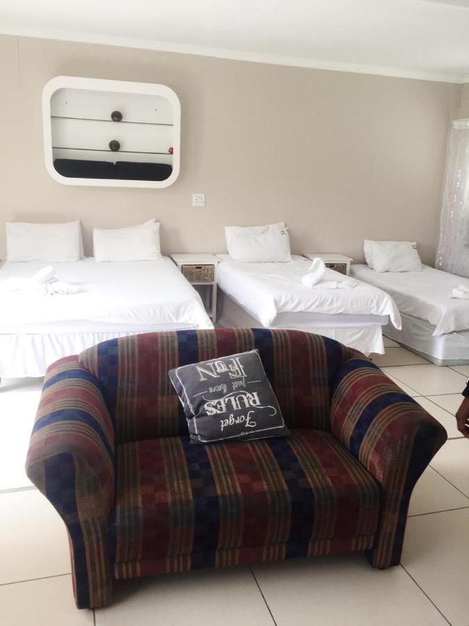Stevens Guesthouse Swakopmund Exteriör bild